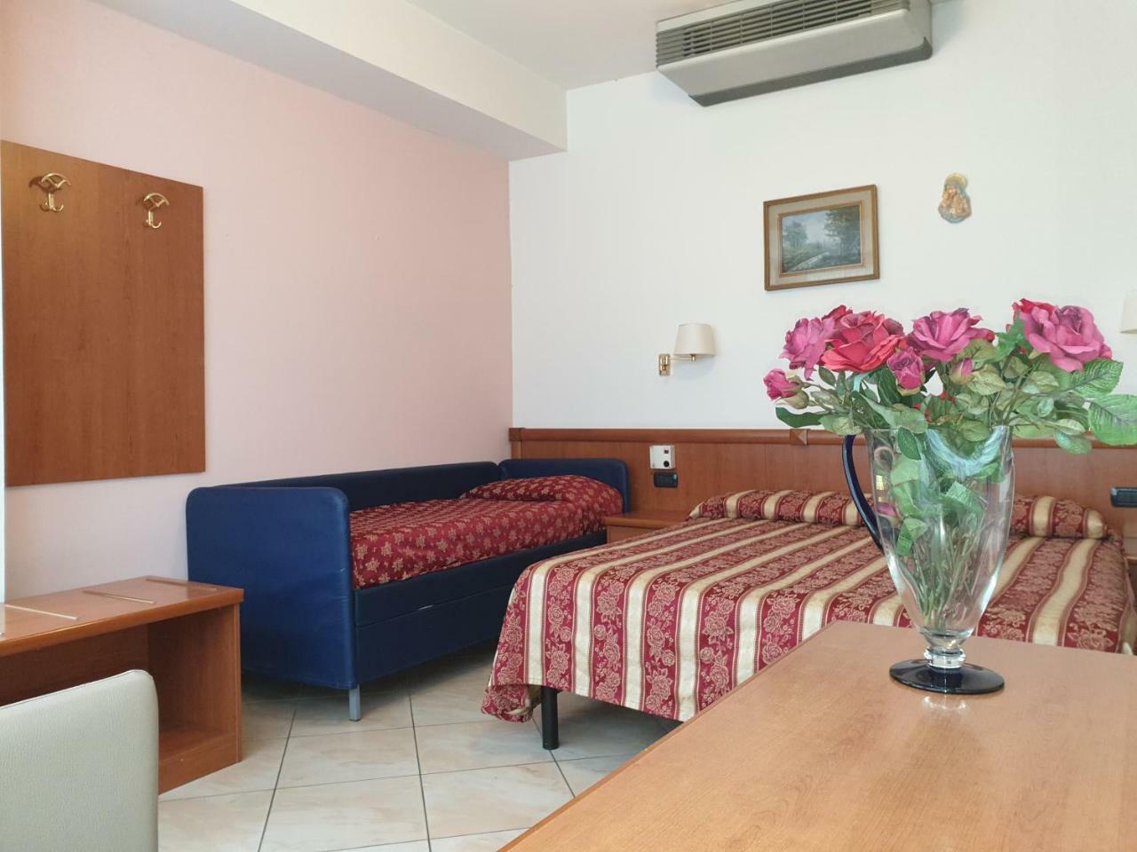Hotel Ginevra Ριτσόνε Εξωτερικό φωτογραφία